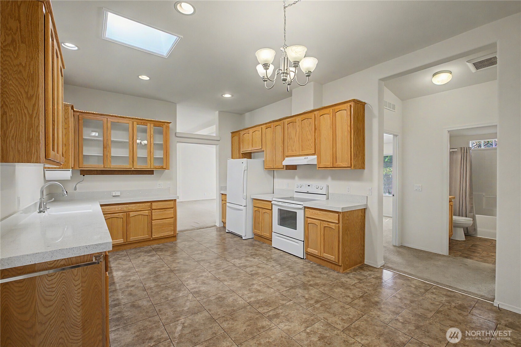 3504 Meadowbrook Lane Property Photo 7