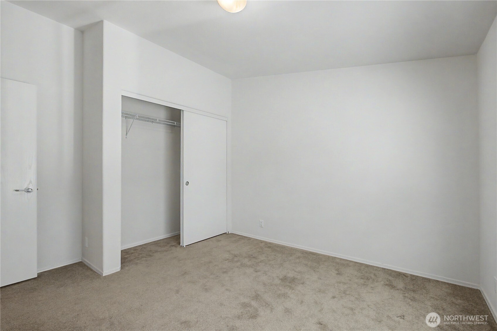 3504 Meadowbrook Lane Property Photo 11