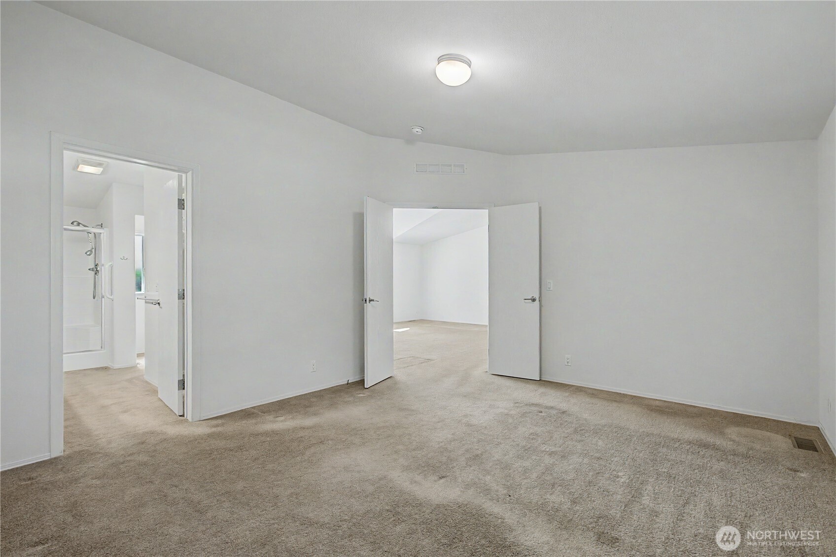 3504 Meadowbrook Lane Property Photo 12