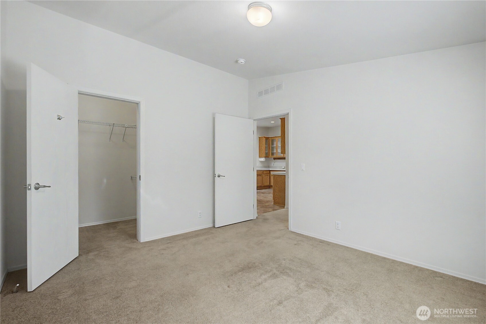 3504 Meadowbrook Lane Property Photo 18