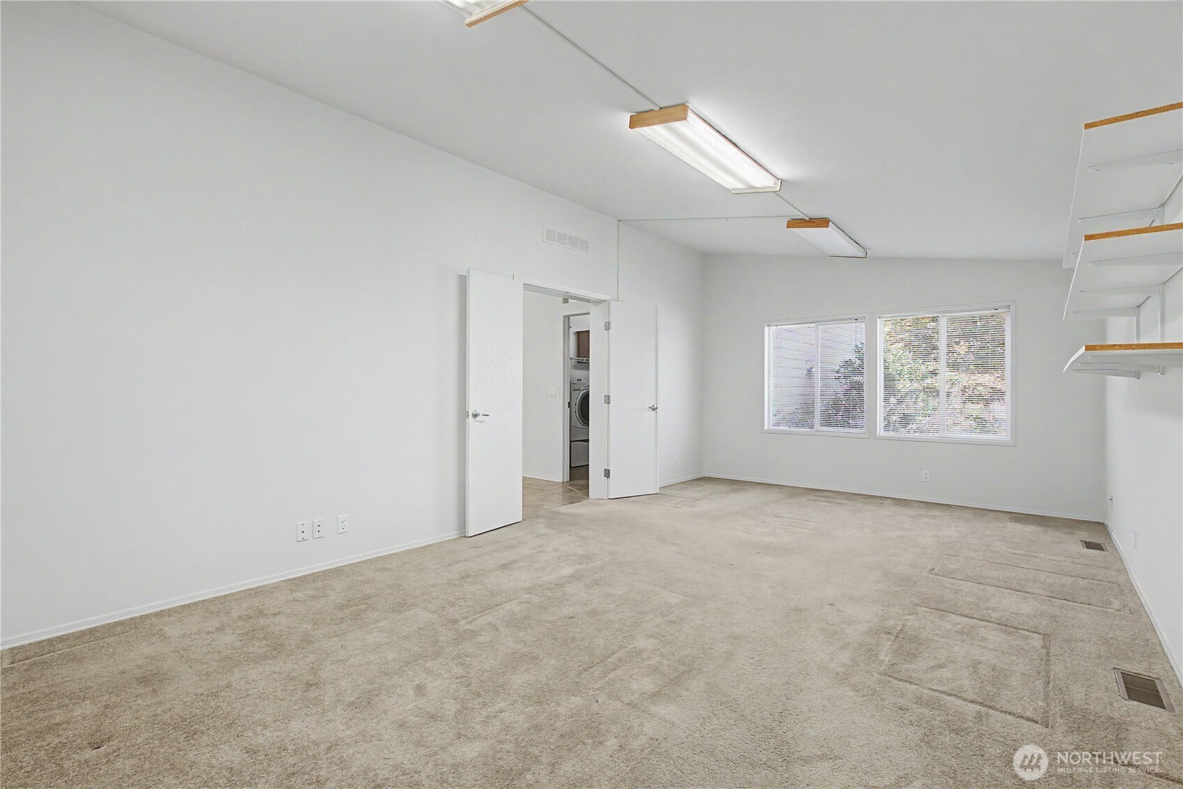 3504 Meadowbrook Lane Property Photo 21