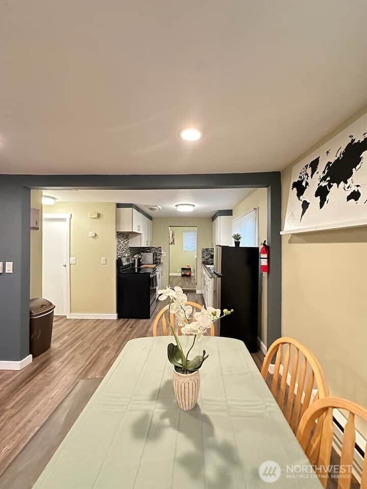 10653 10655 22nd Place Property Photo 18
