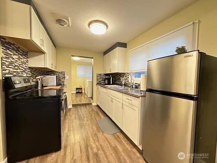 10653 10655 22nd Place Property Photo 21
