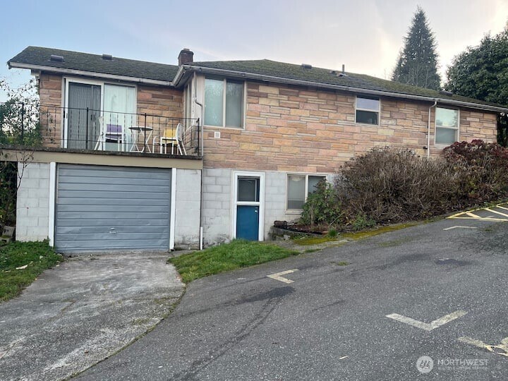 10653 10655 22nd Place Property Photo 30