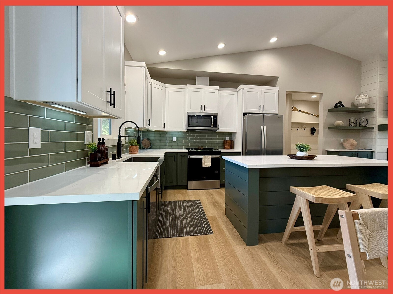 247 Clover Creek Avenue Property Photo 19