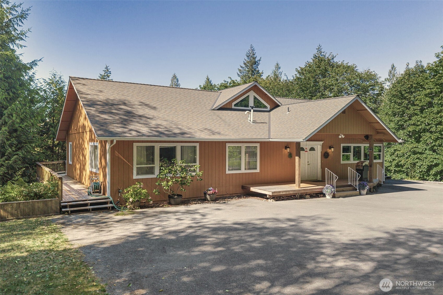 16705 92nd Street Property Photo 3