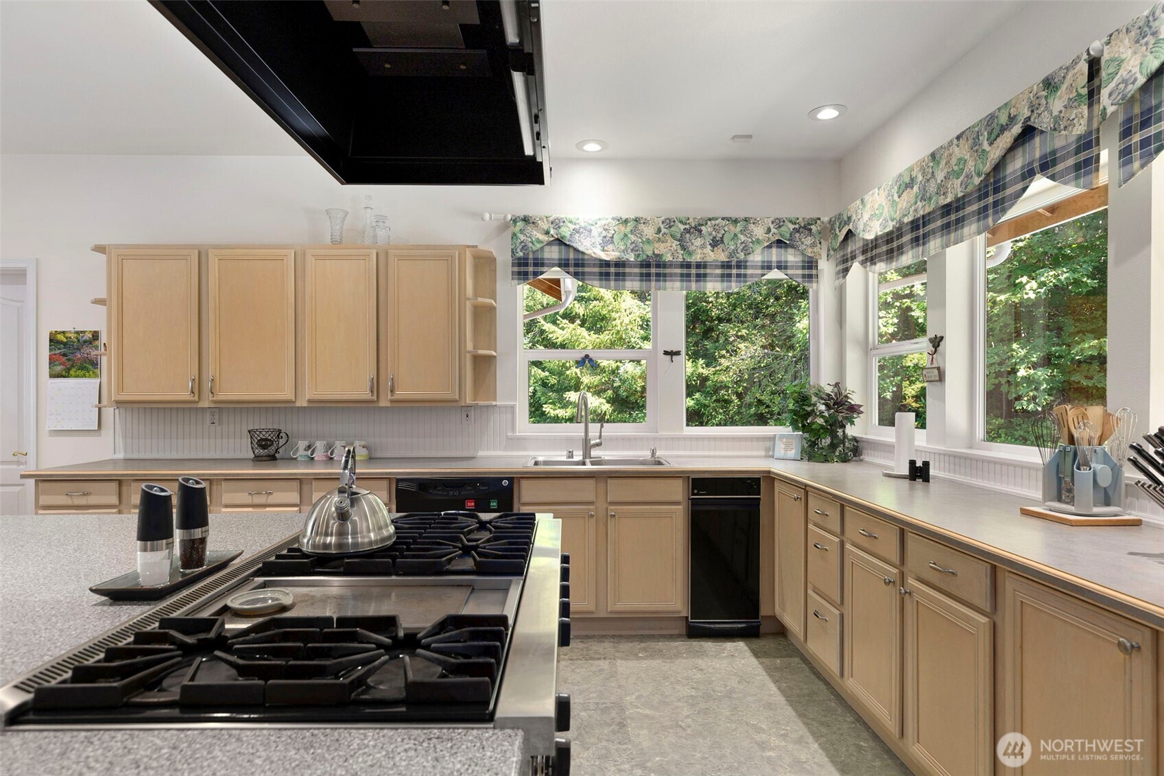 16705 92nd Street Property Photo 11