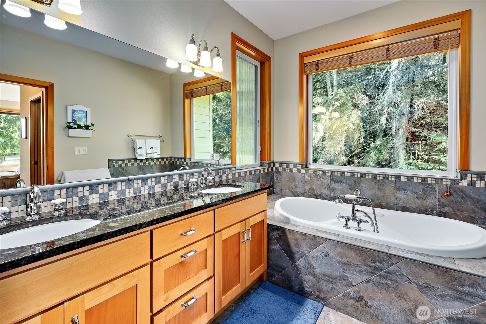 644 & 634 Bywater Way Property Photo 8