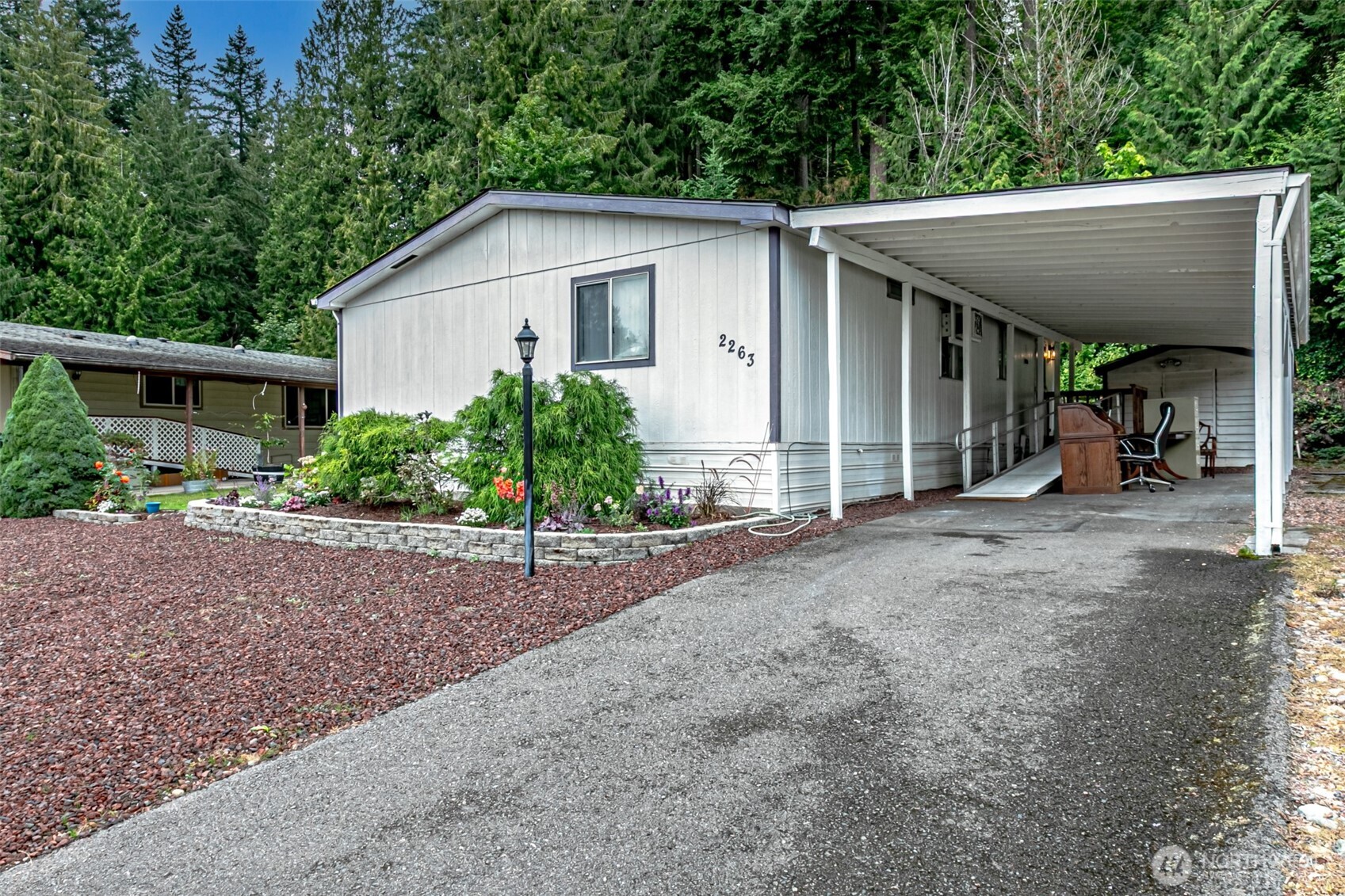 2263 Anadoll Avenue Property Photo 1