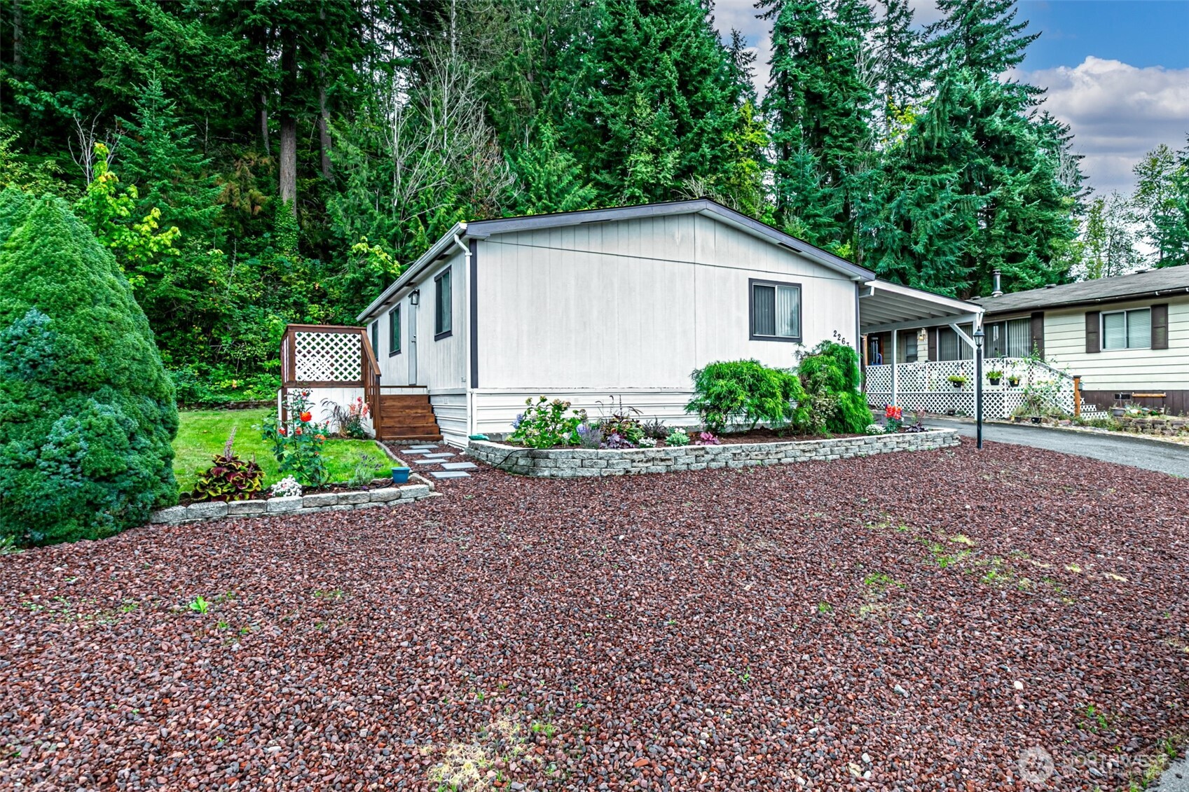 2263 Anadoll Avenue Property Photo 3