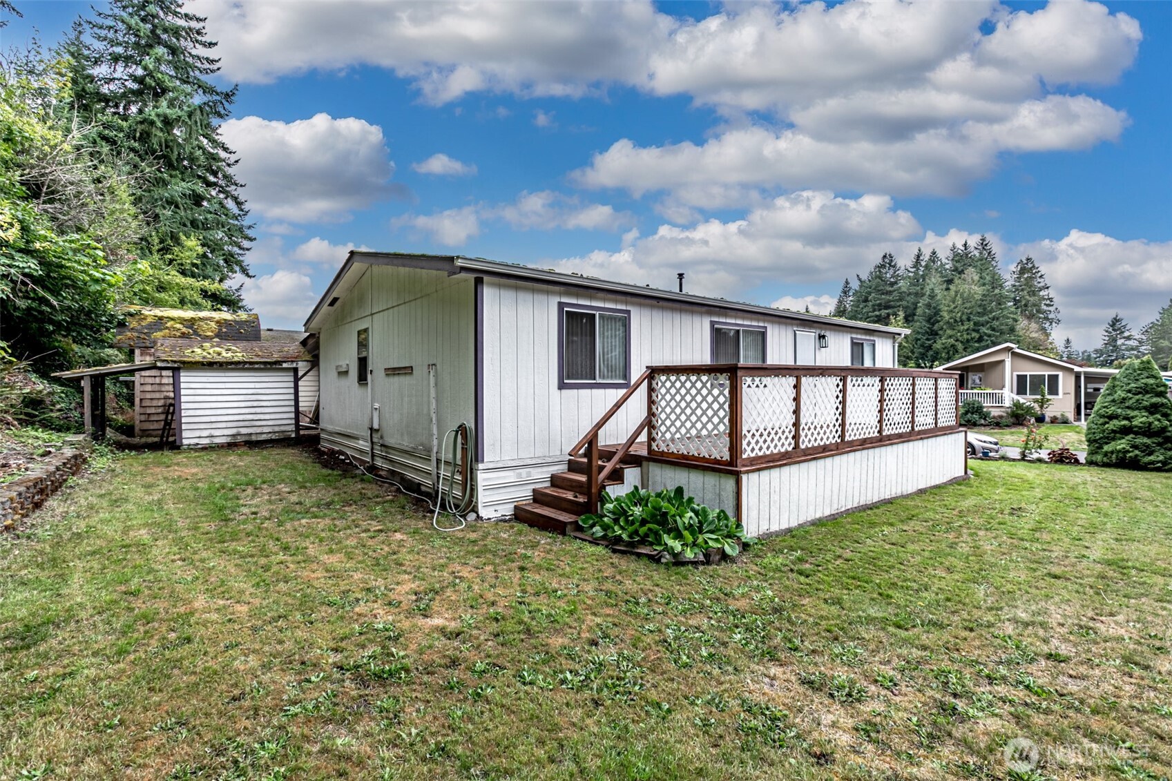 2263 Anadoll Avenue Property Photo 5