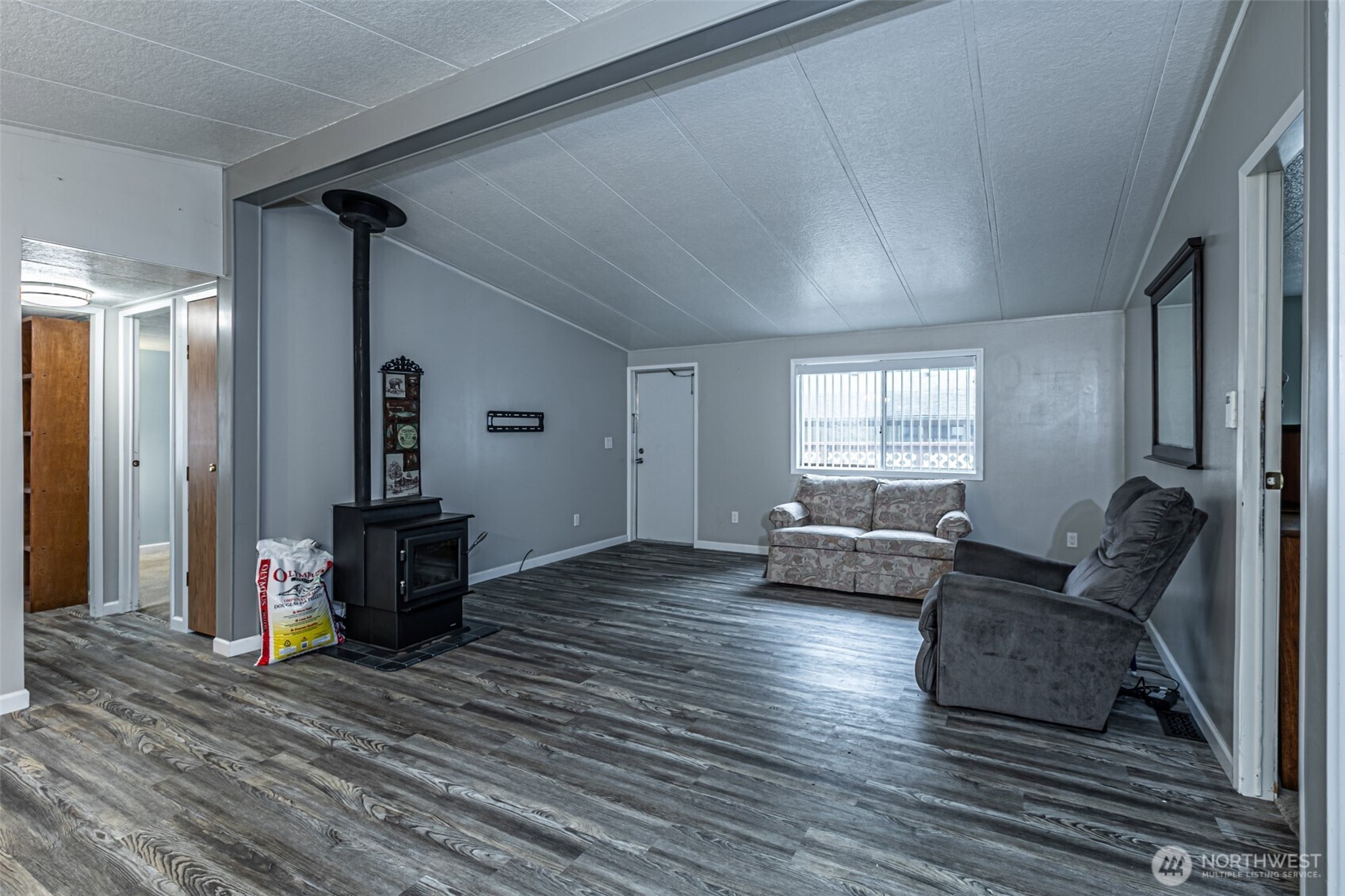 2263 Anadoll Avenue Property Photo 14