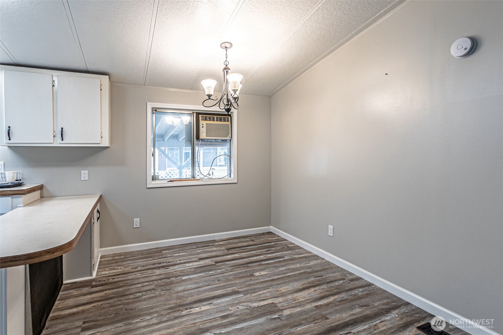 2263 Anadoll Avenue Property Photo 19