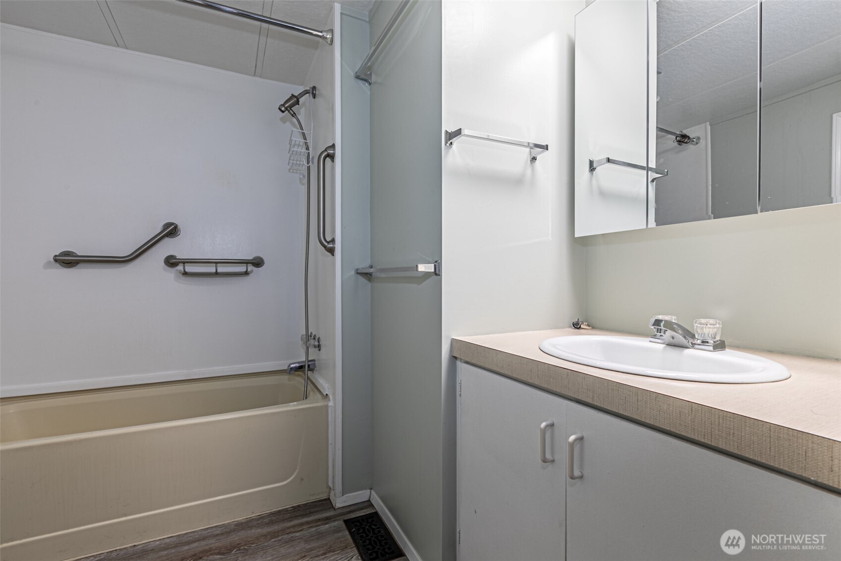 2263 Anadoll Avenue Property Photo 29
