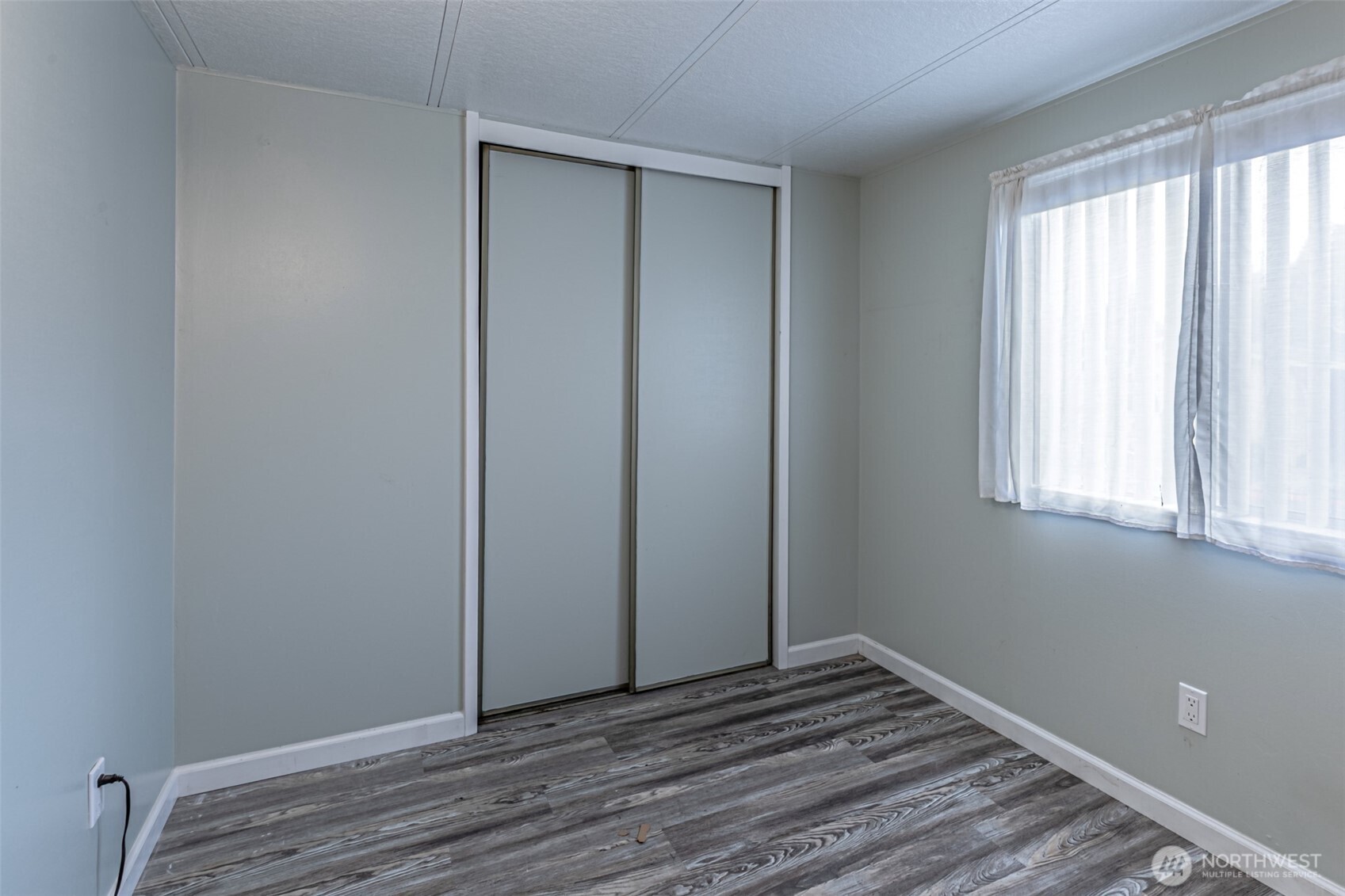 2263 Anadoll Avenue Property Photo 33