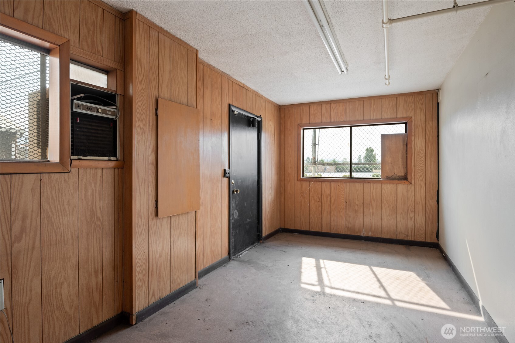 523 7th Avenue Property Photo 11