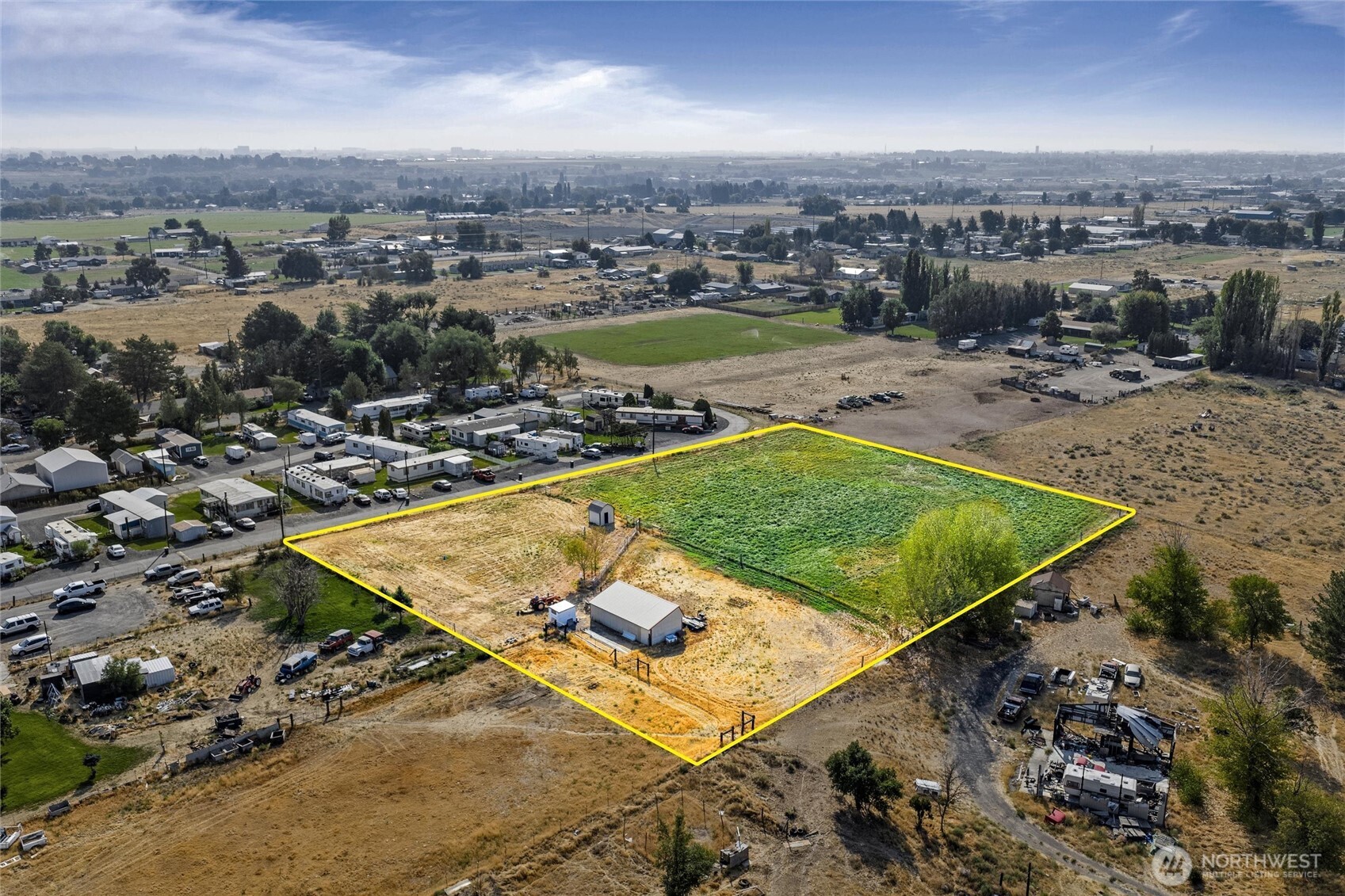 9749 Ne Harris Rd Property Photo 8