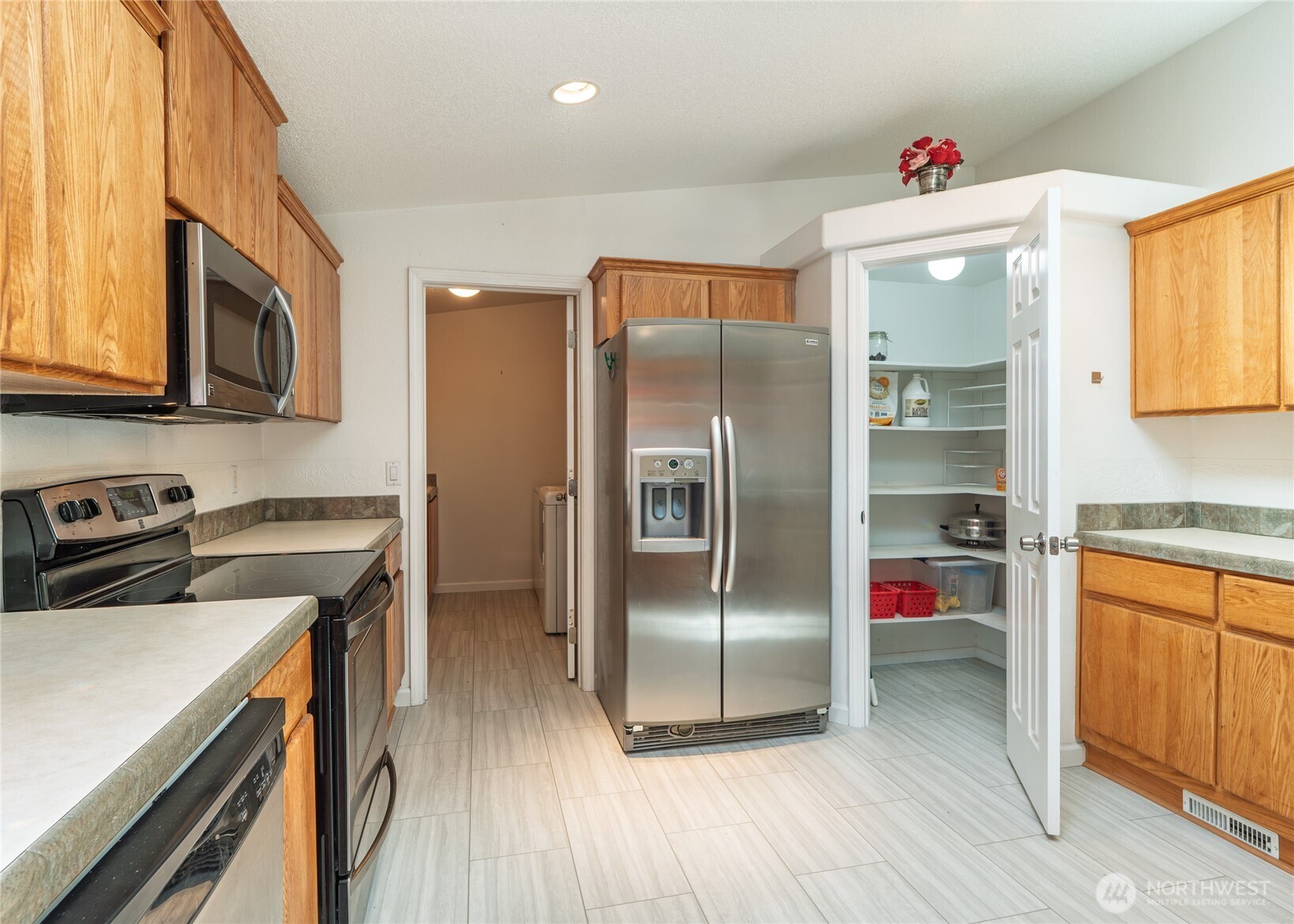 553 Dryke Road Property Photo 11