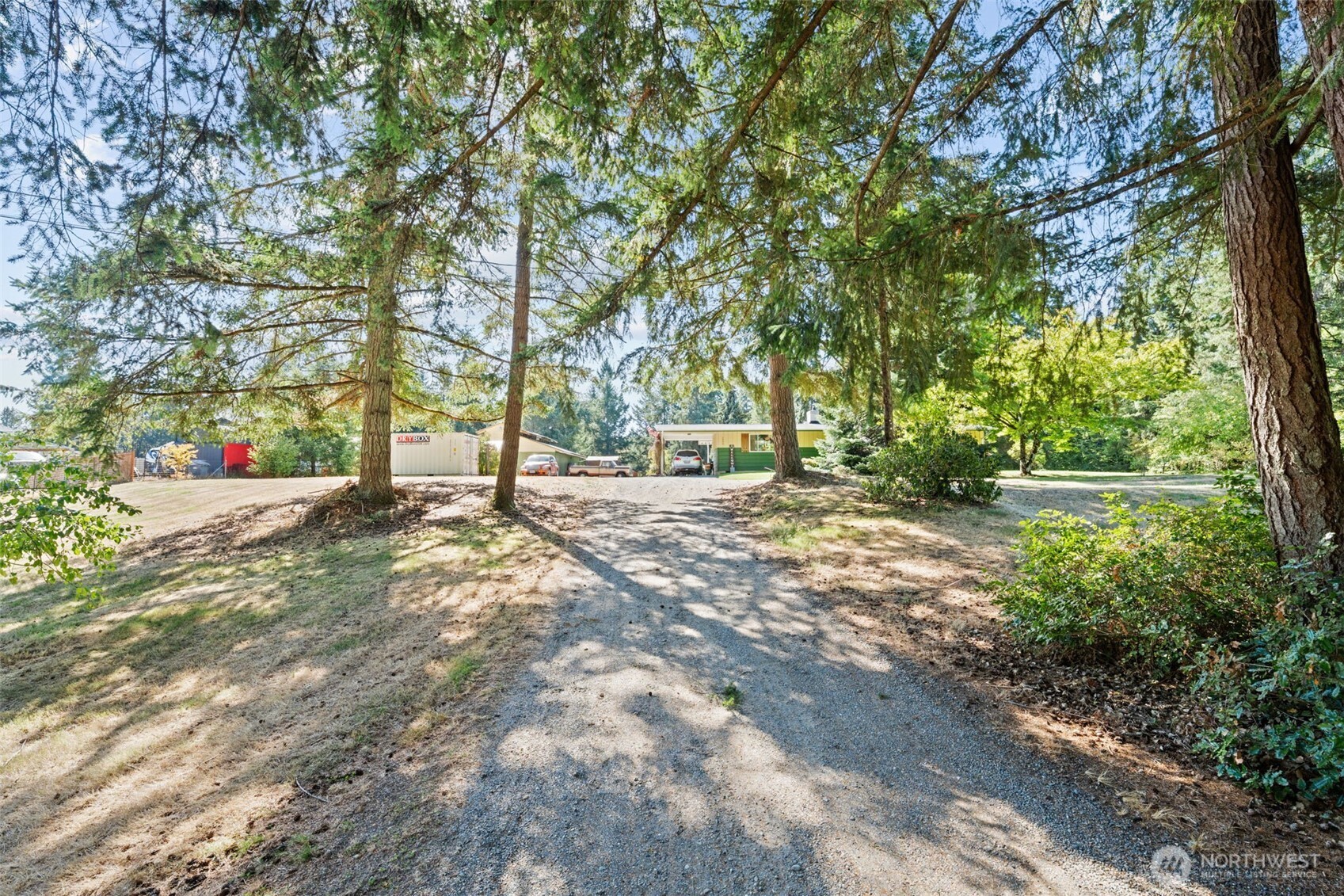 1906 164th Street Property Photo 3