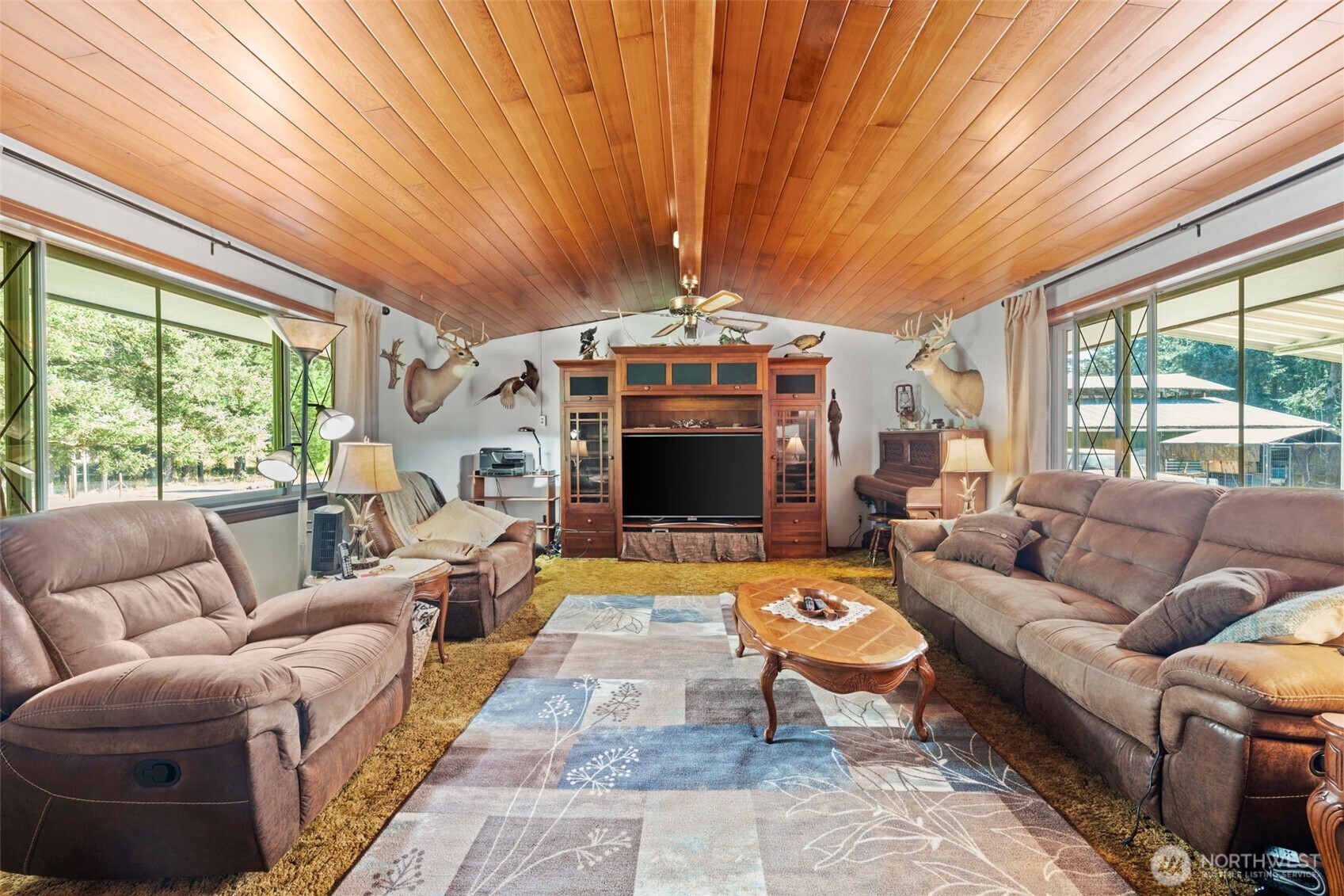 1906 164th Street Property Photo 8