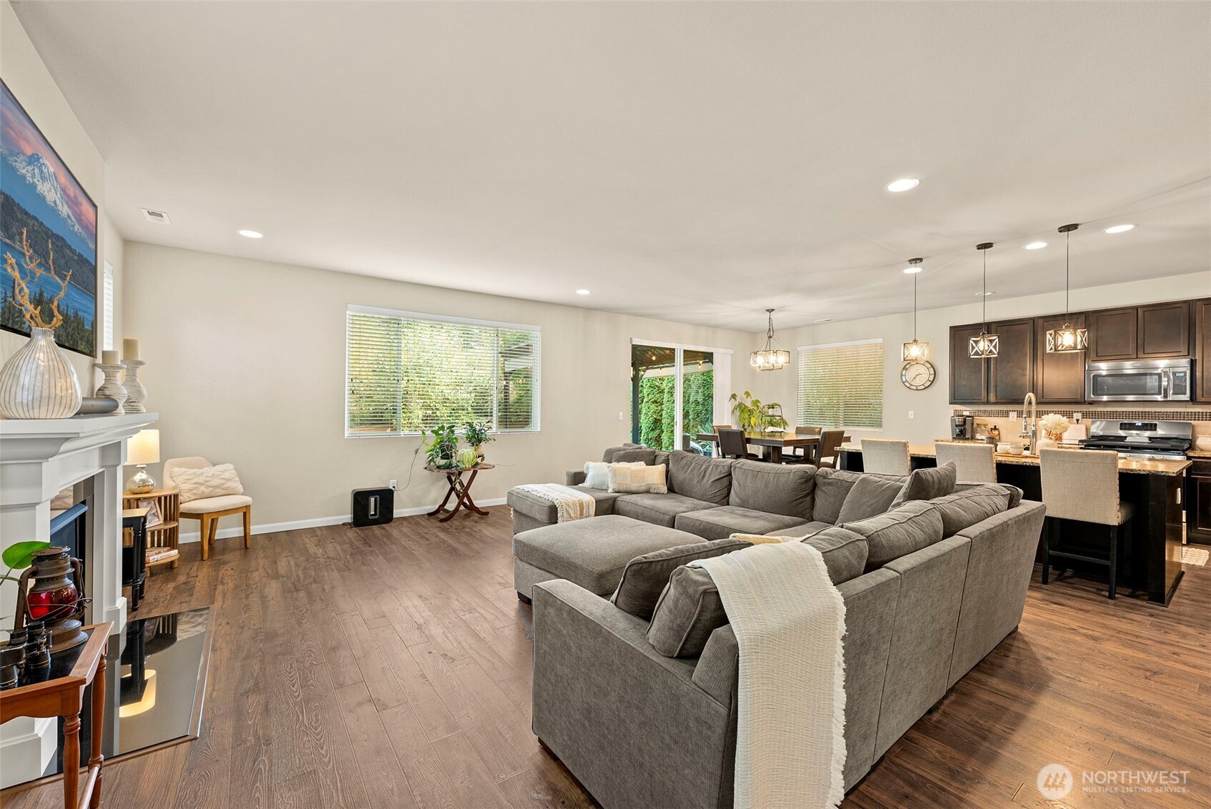 4178 Novak Drive Property Photo 4