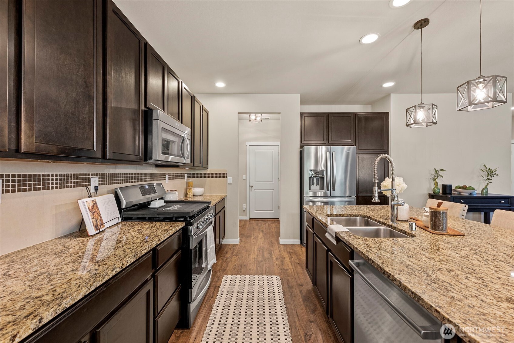 4178 Novak Drive Property Photo 9