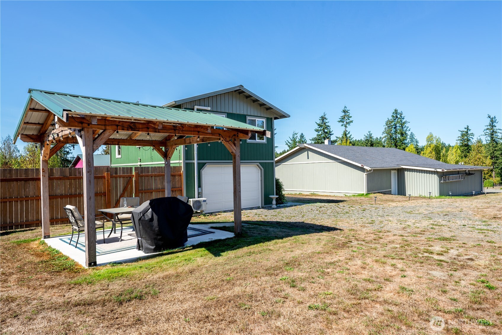273702 Hwy 101 Property Photo 28