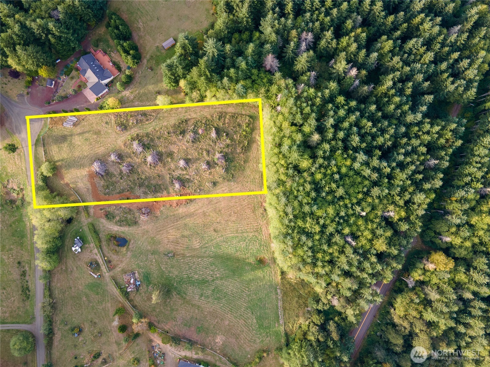 18 Overlake Lane Property Photo 3