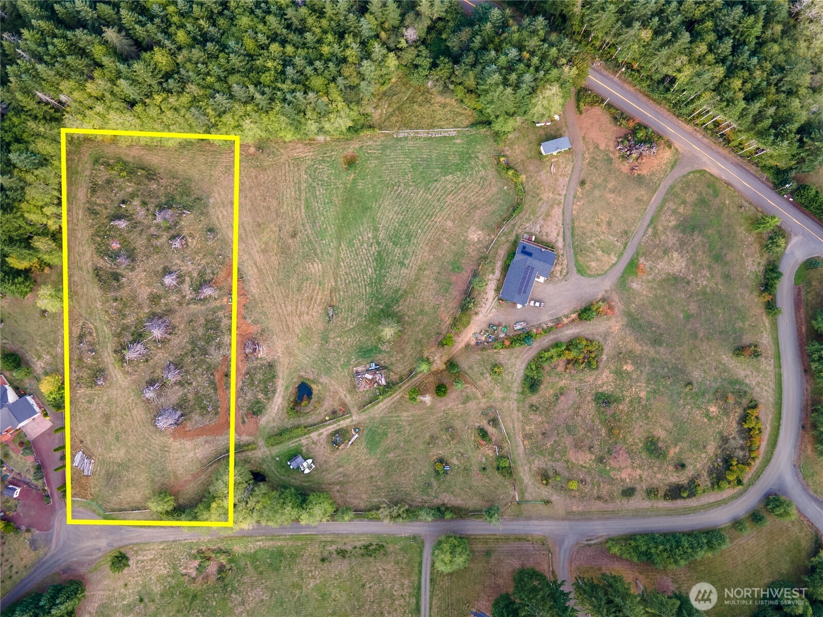 18 Overlake Lane Property Photo 4