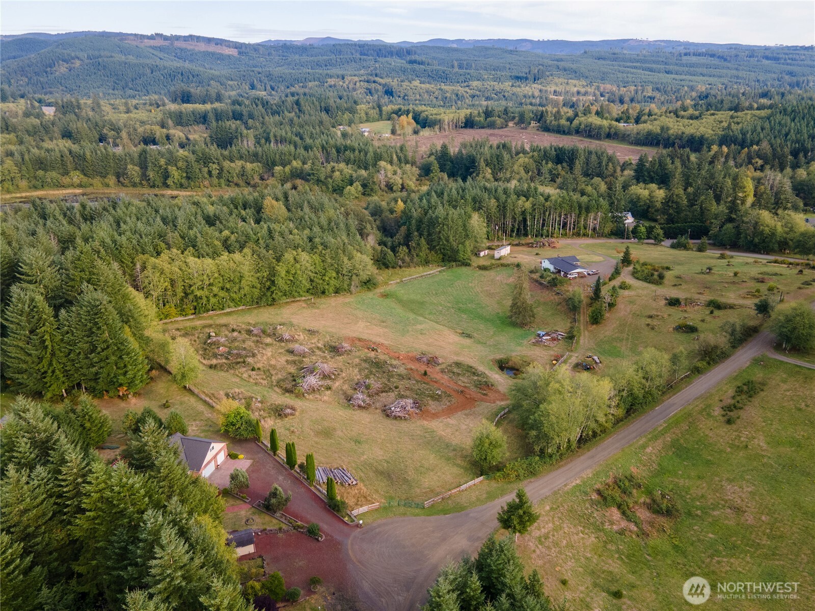18 Overlake Lane Property Photo 6