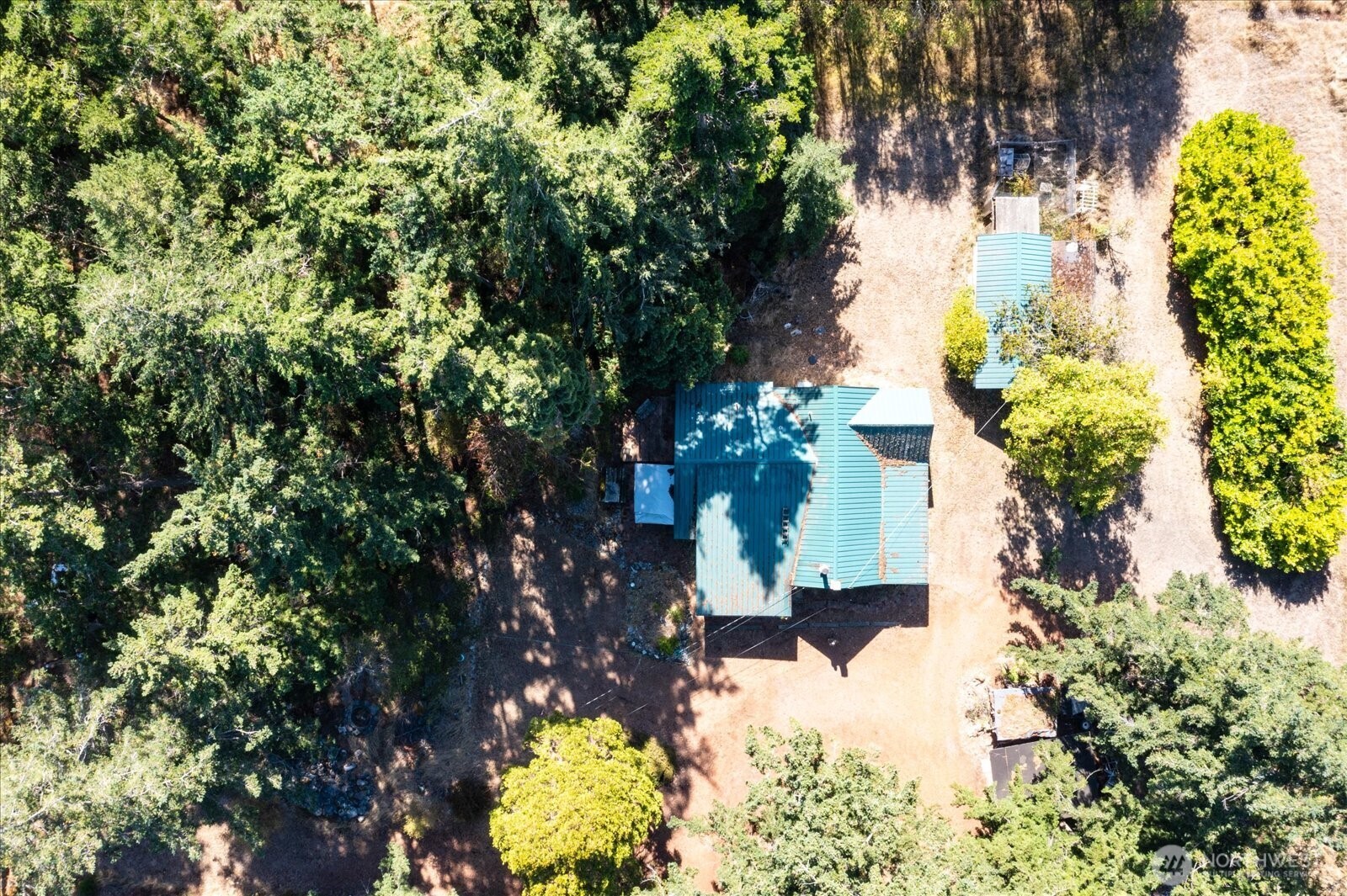 1521 NW Crosby Avenue Property Photo 1