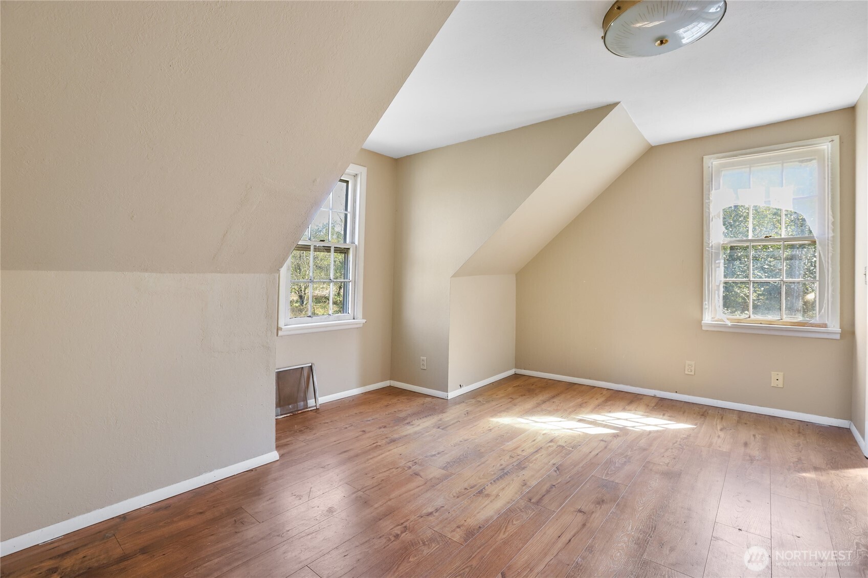 23158 Bonnieview Road Property Photo 10