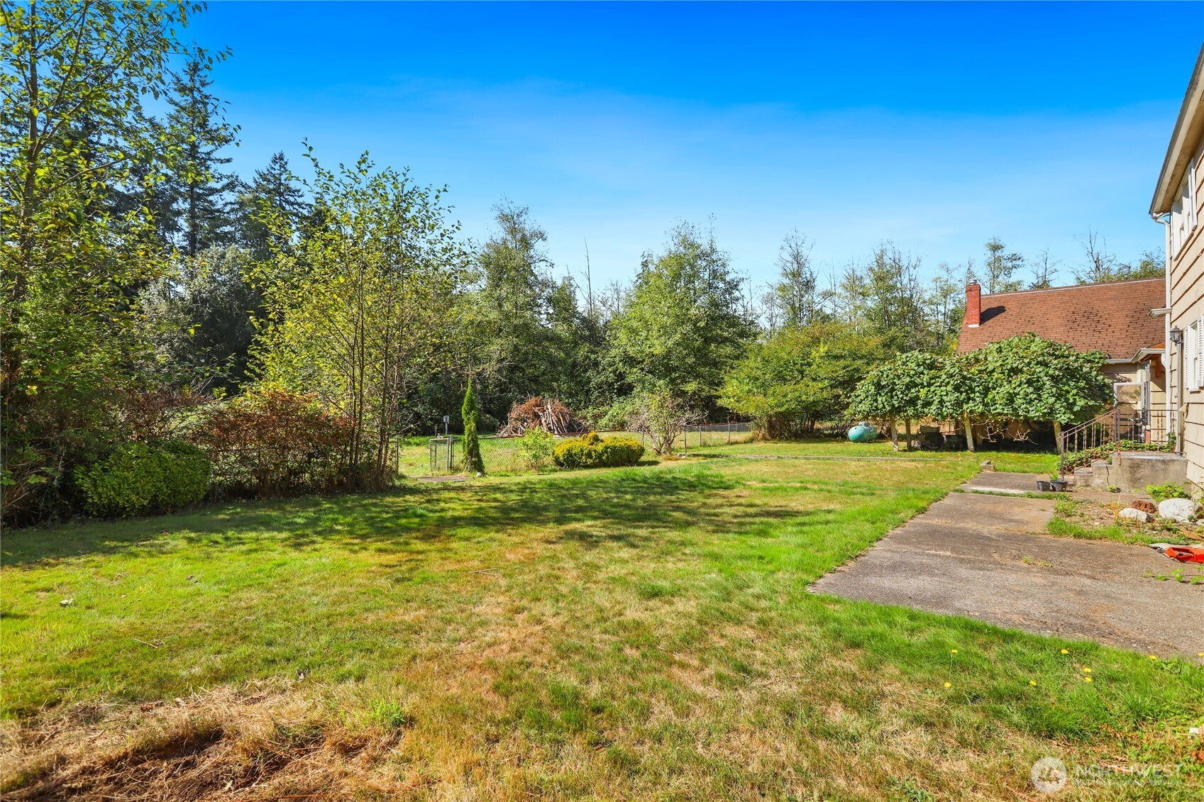 23158 Bonnieview Road Property Photo 18