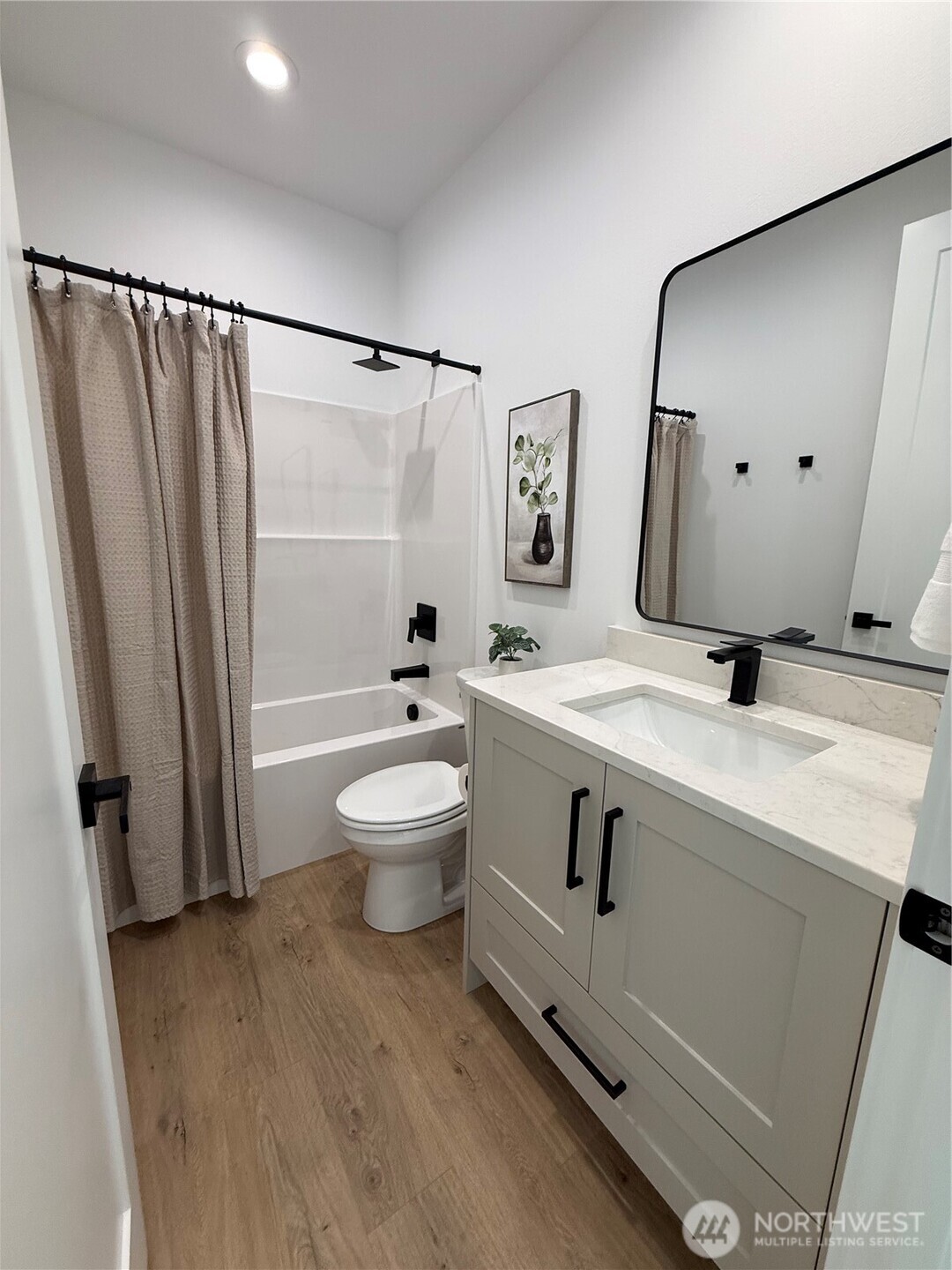 15009 Allison Place Property Photo 26