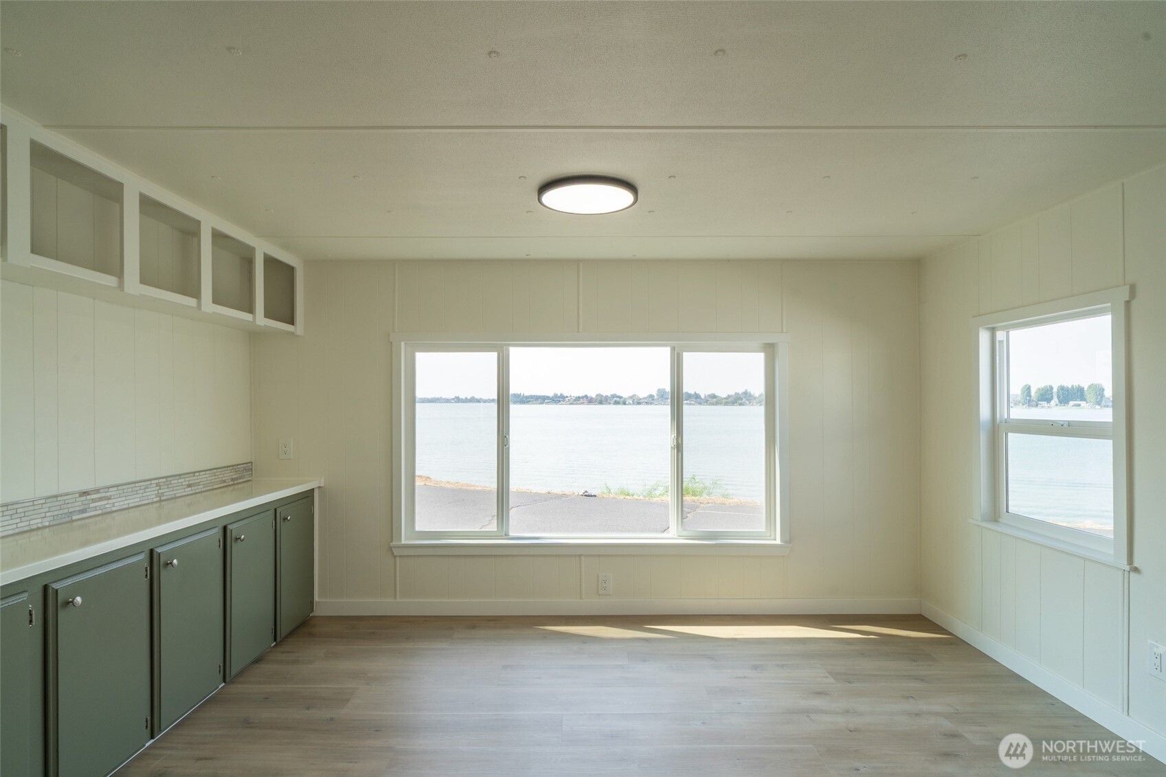 1908 W Marina Drive 9 Property Photo 4