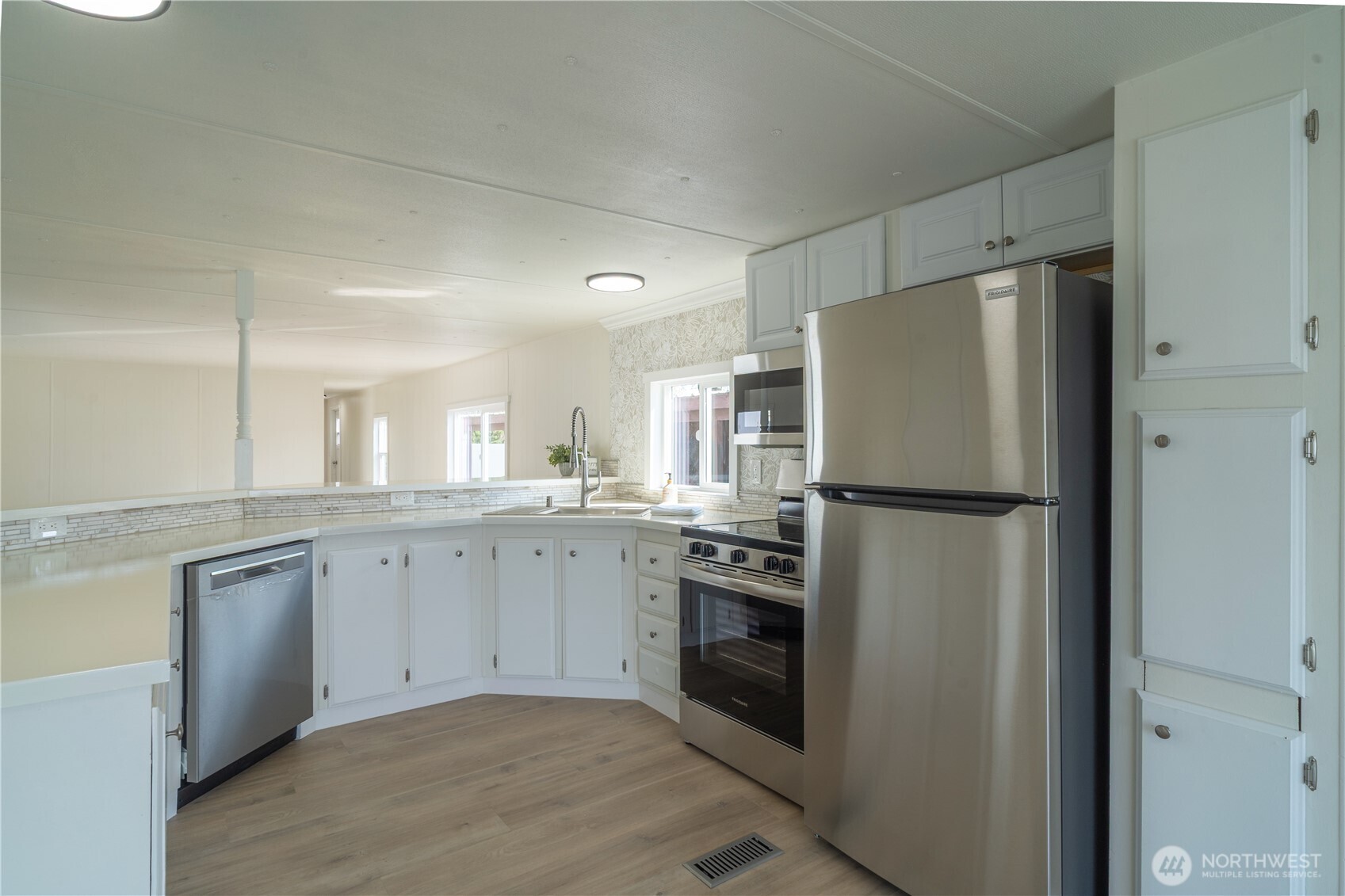 1908 W Marina Drive 9 Property Photo 14