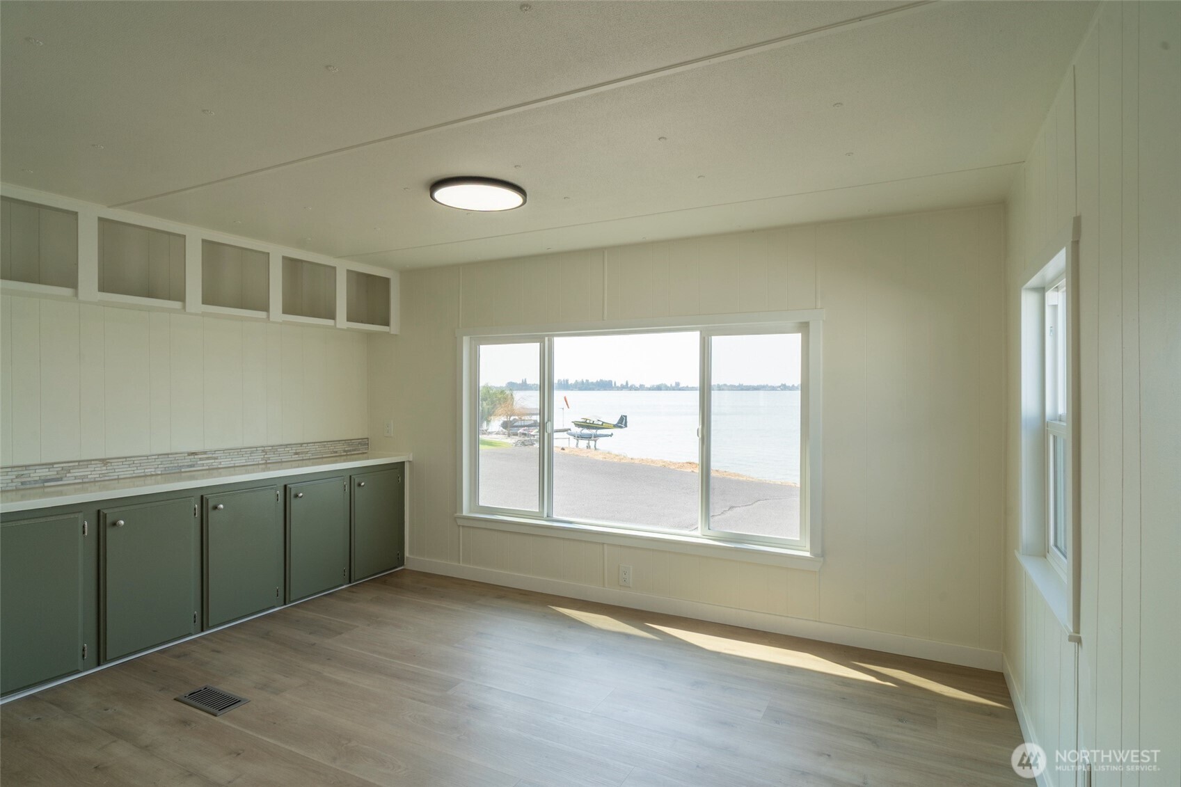 1908 W Marina Drive 9 Property Photo 18