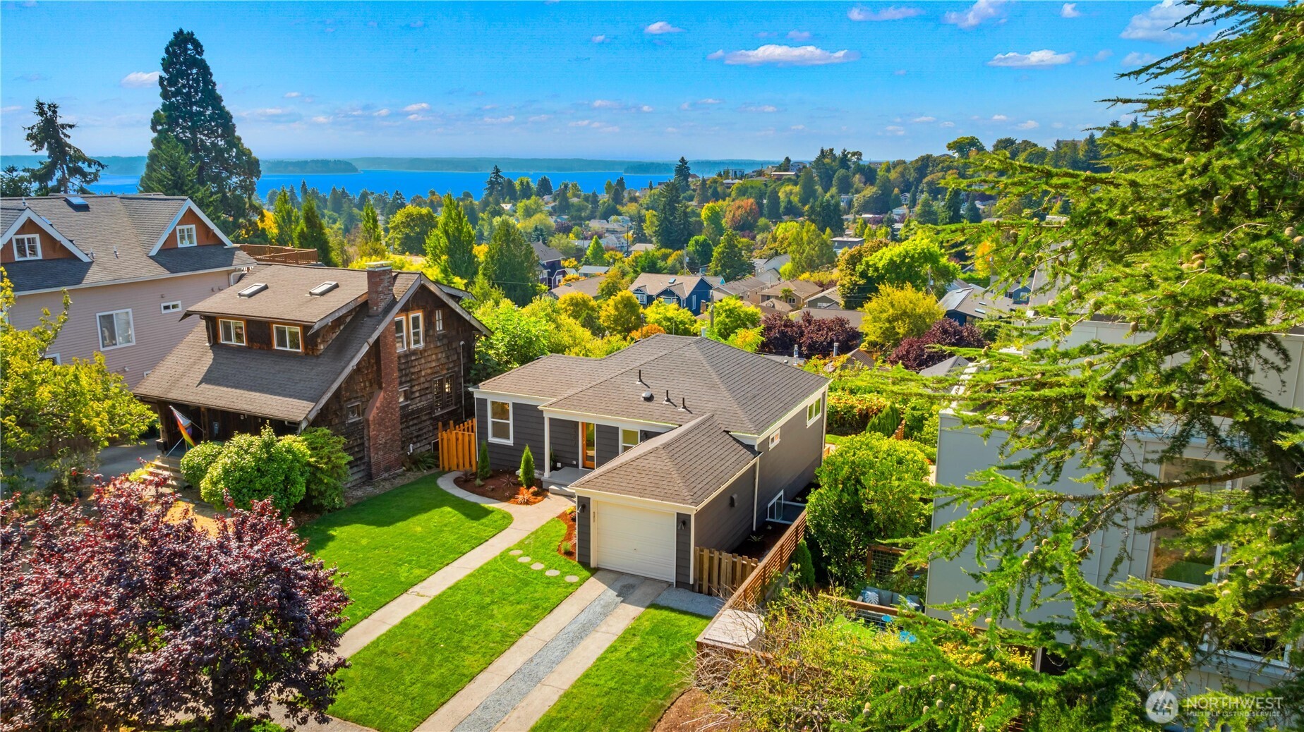 4507 45th Avenue Property Photo 1