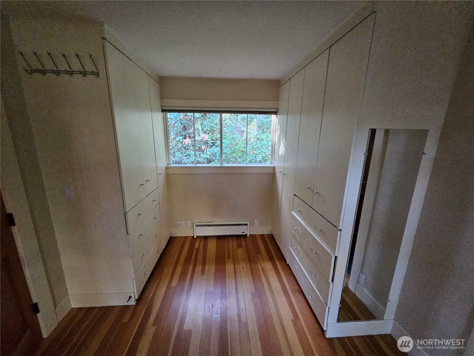 9380 Ferncliff Avenue Property Photo 13