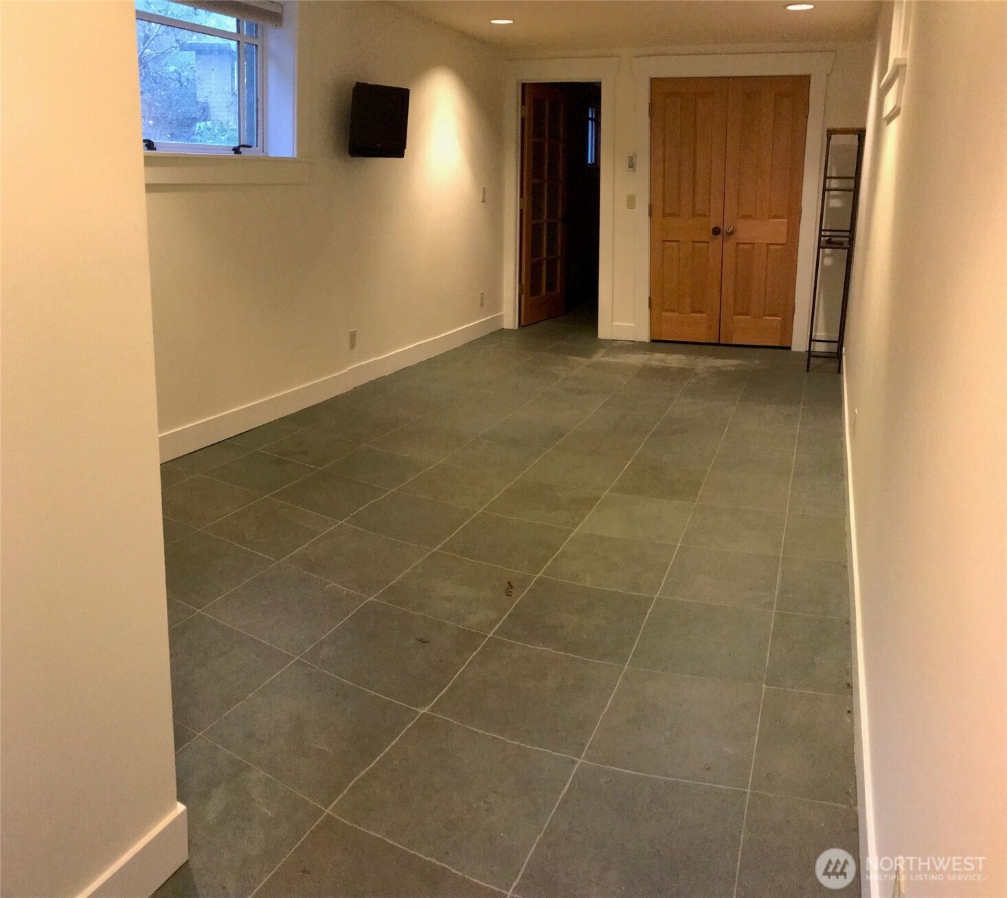 9380 Ferncliff Avenue Property Photo 26