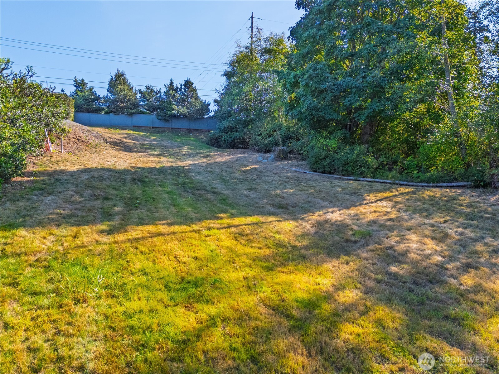 3820 Leeward Lane Property Photo 7