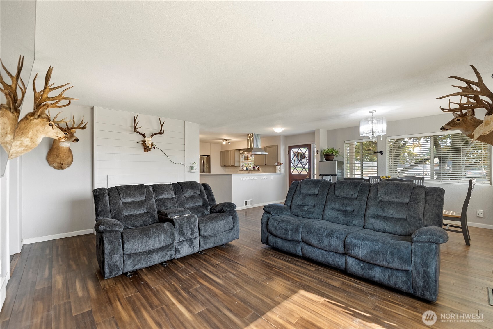 519 Locust Street Property Photo 10