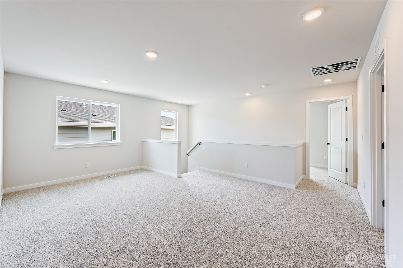 2124 Plumridge Court Property Photo 17