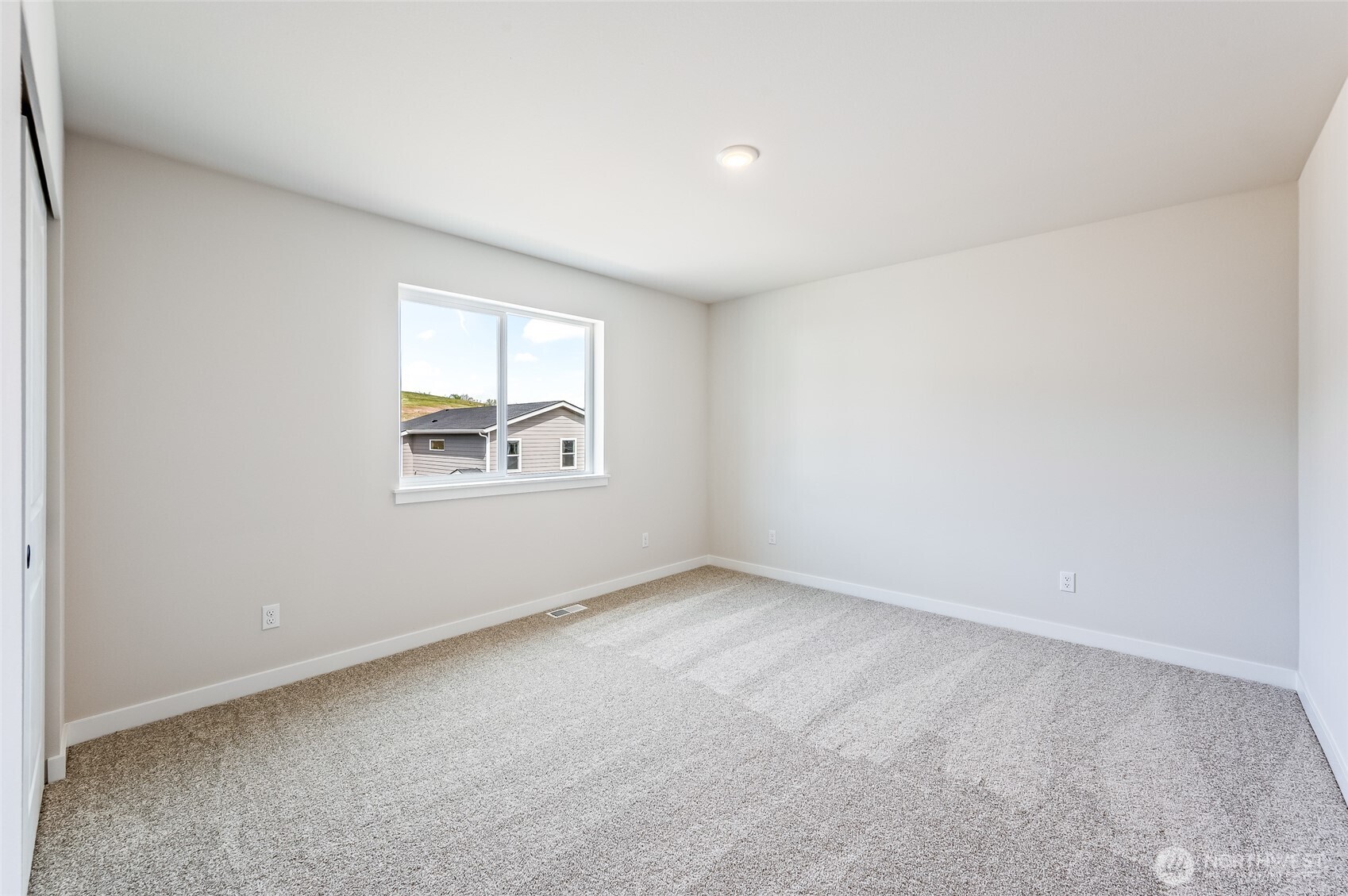 2124 Plumridge Court Property Photo 20