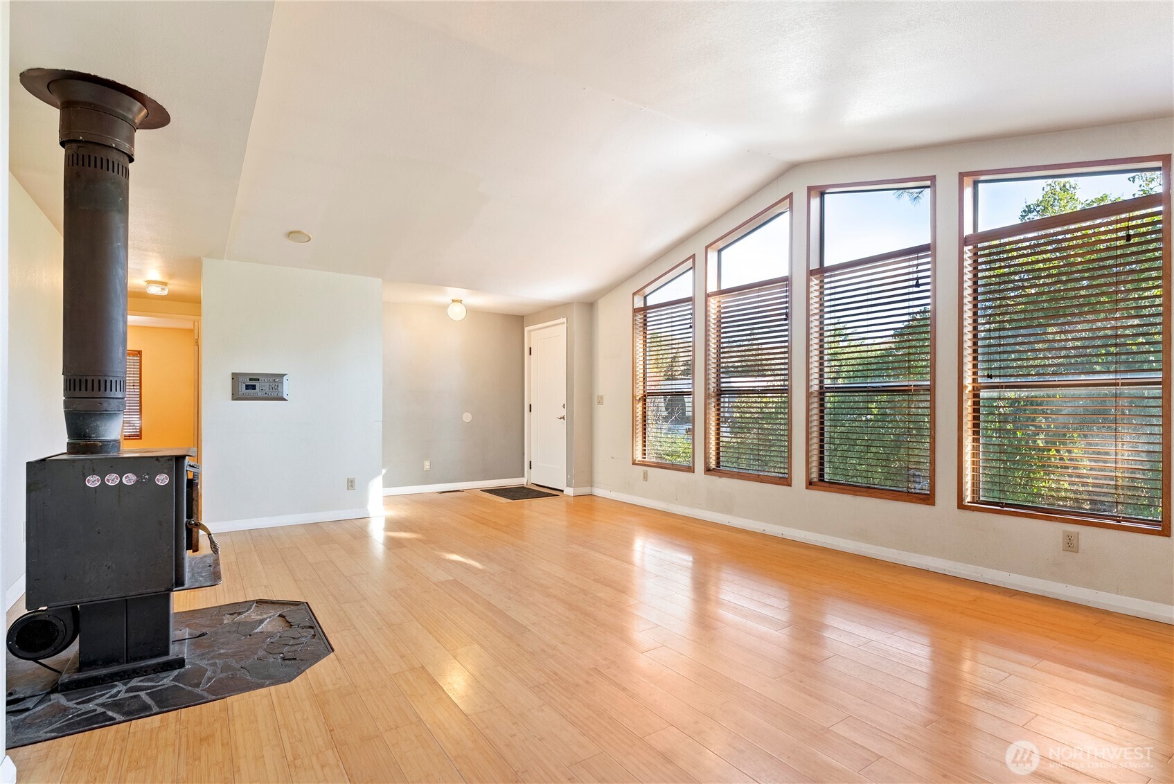 1221 Riverside Avenue Property Photo 11