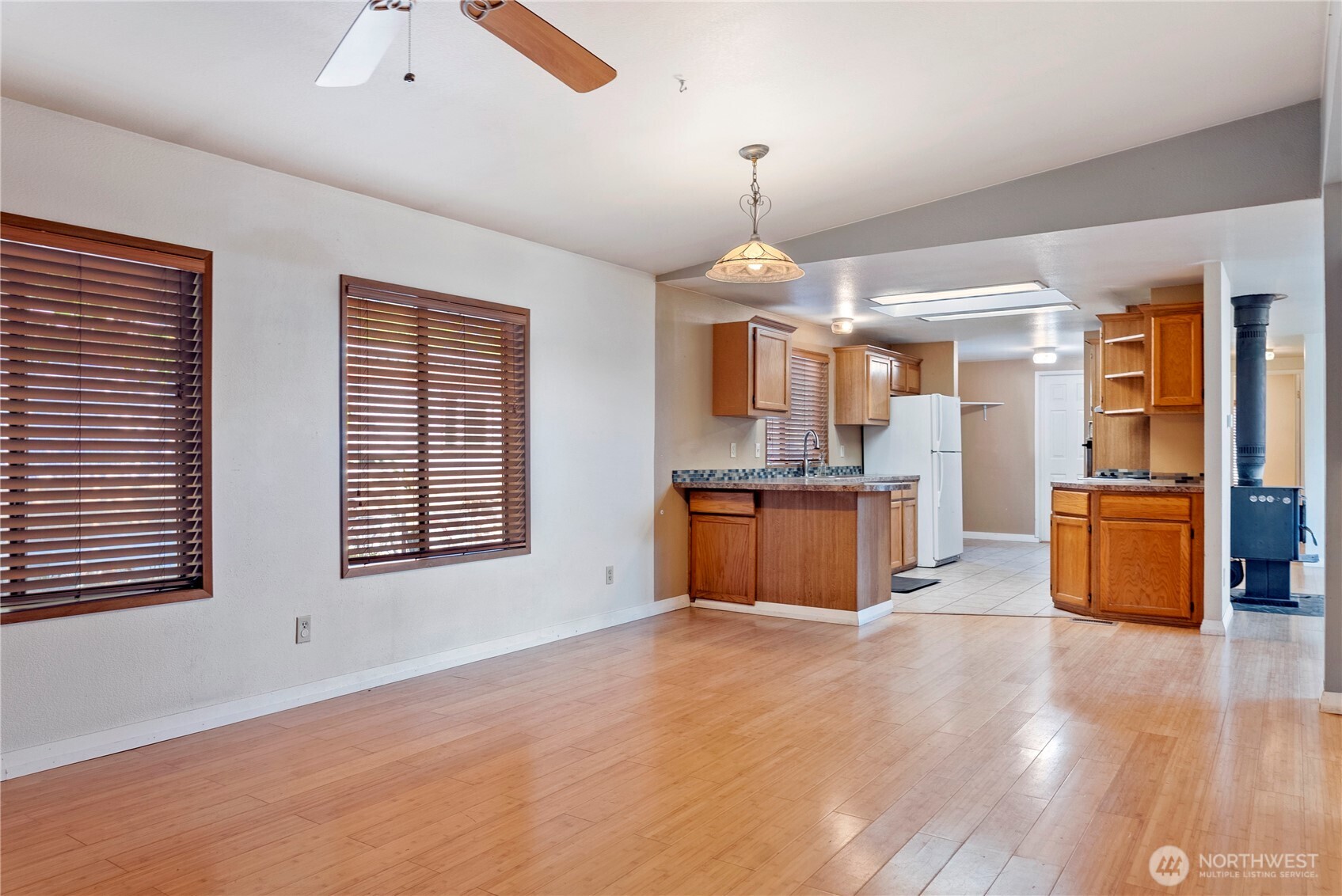 1221 Riverside Avenue Property Photo 15