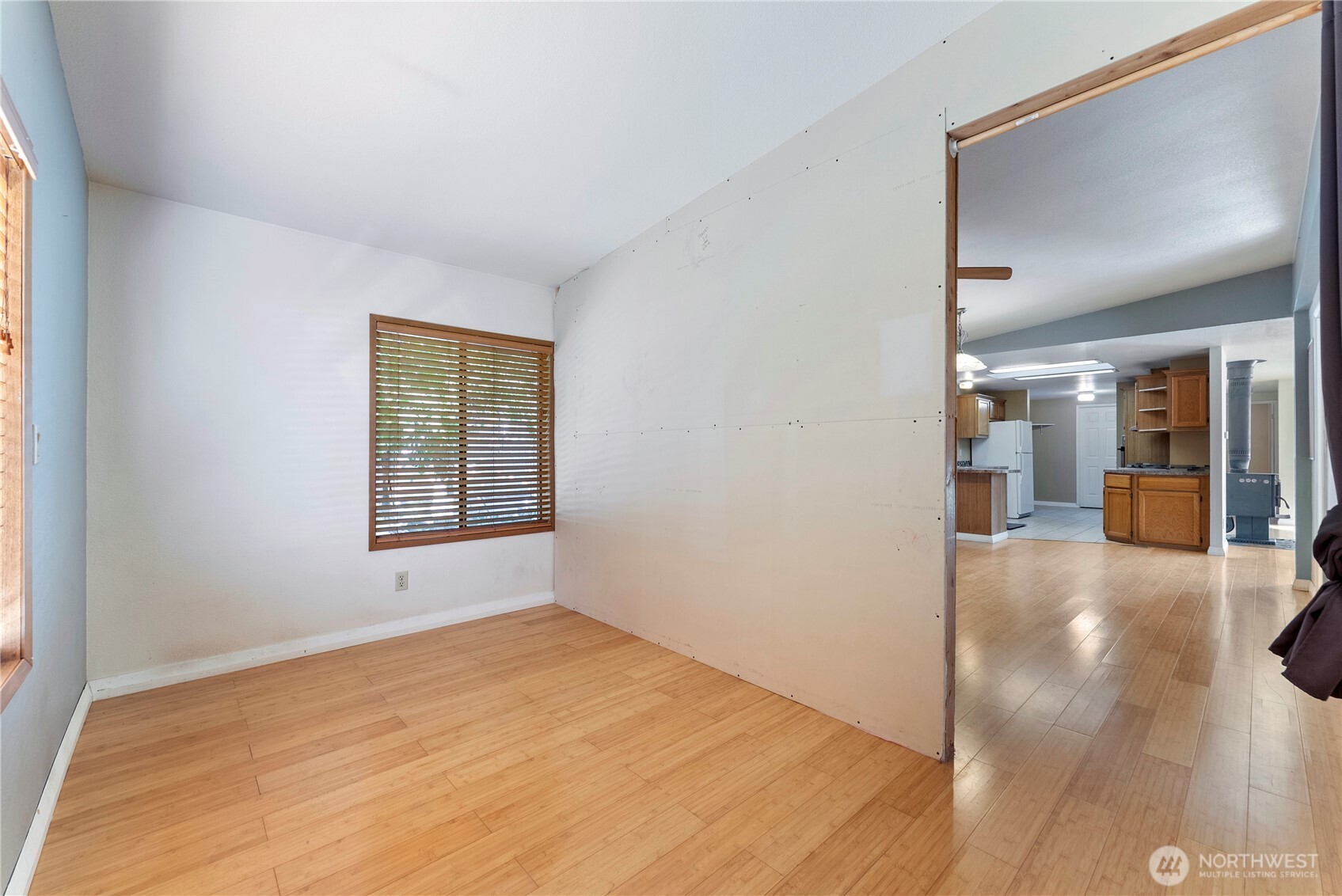1221 Riverside Avenue Property Photo 18