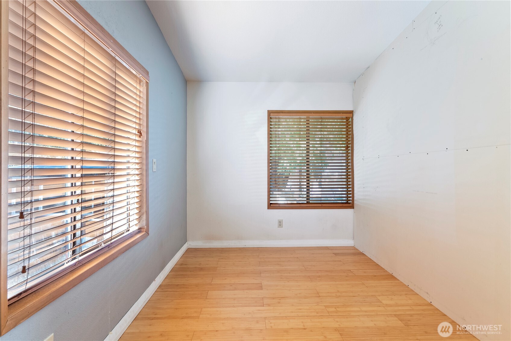 1221 Riverside Avenue Property Photo 19