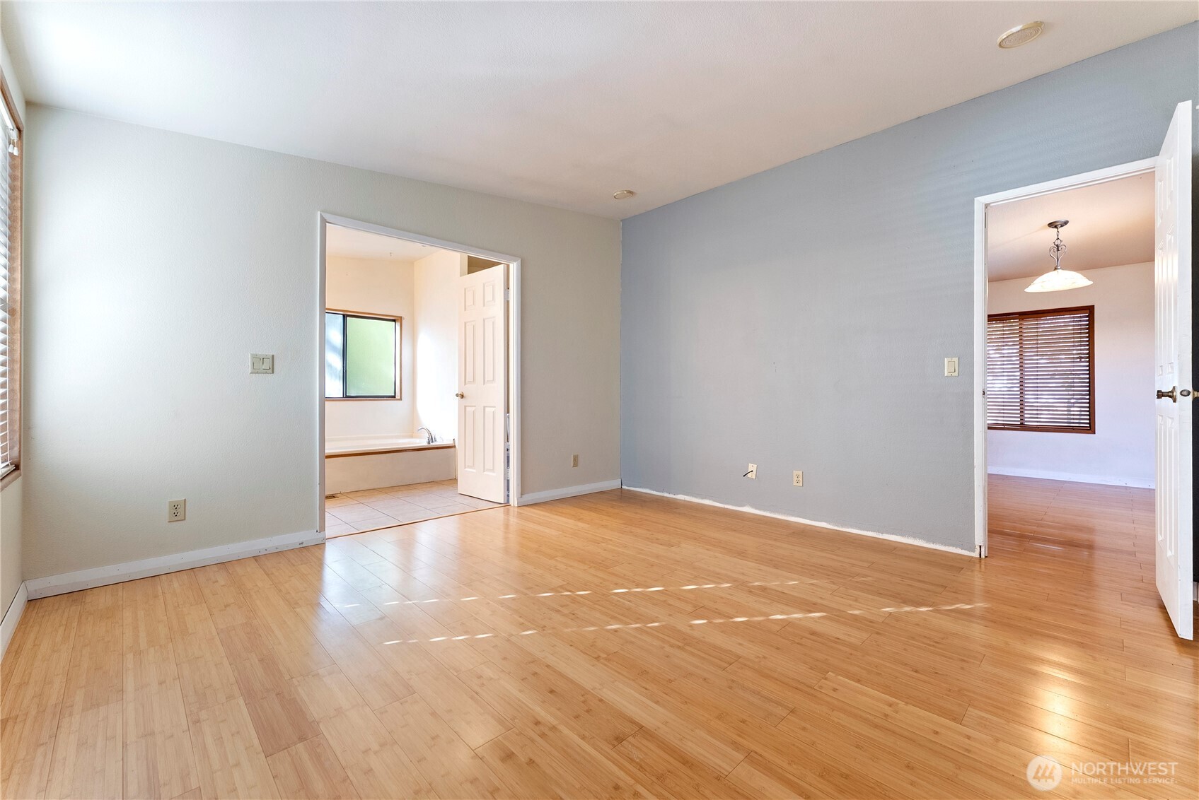 1221 Riverside Avenue Property Photo 25