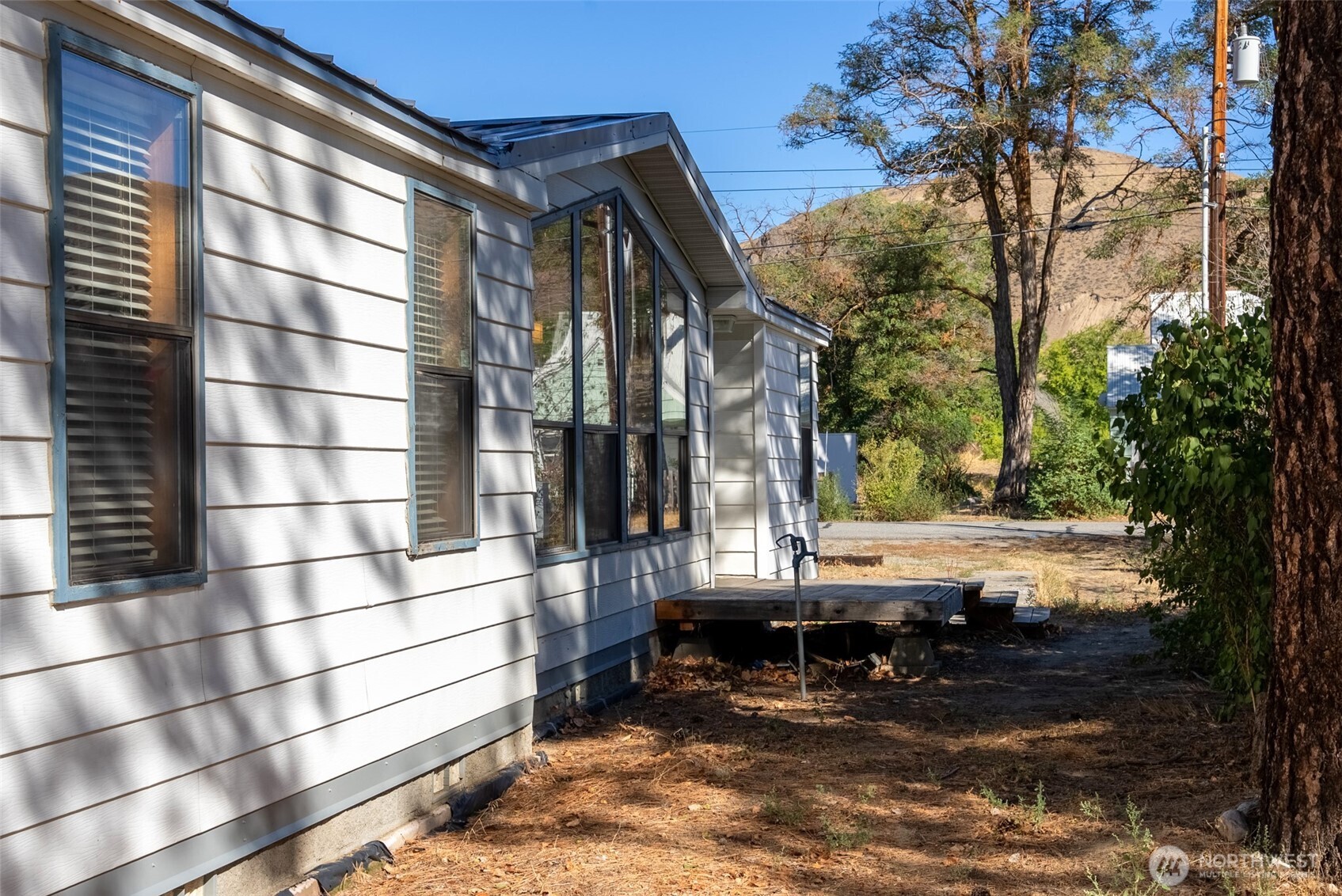 1221 Riverside Avenue Property Photo 35